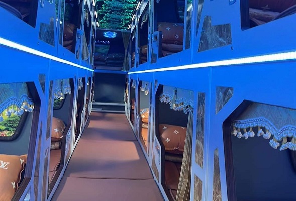 Hanoi = Cau Treo Border Gate bus tickets